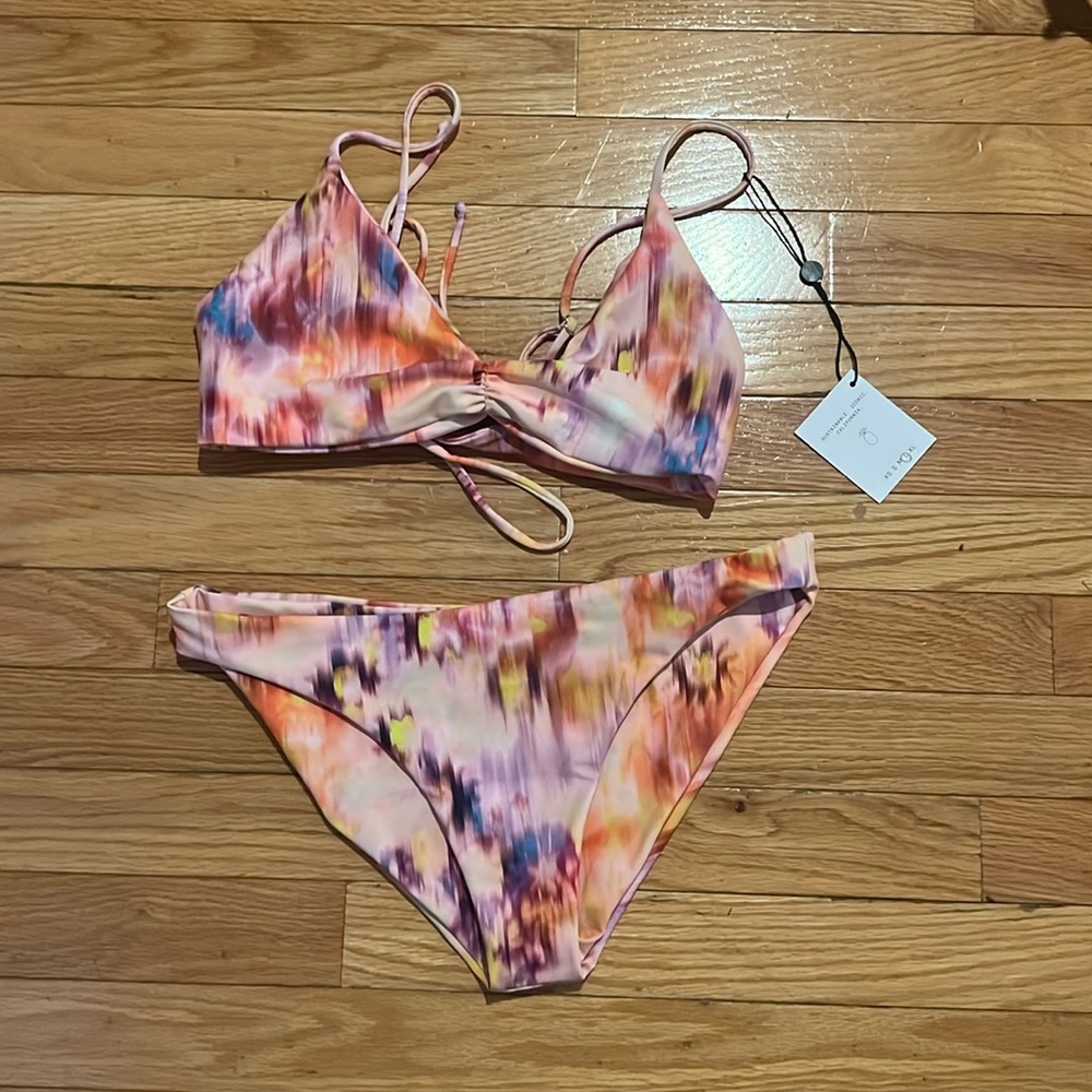 Skatie Eze bikini